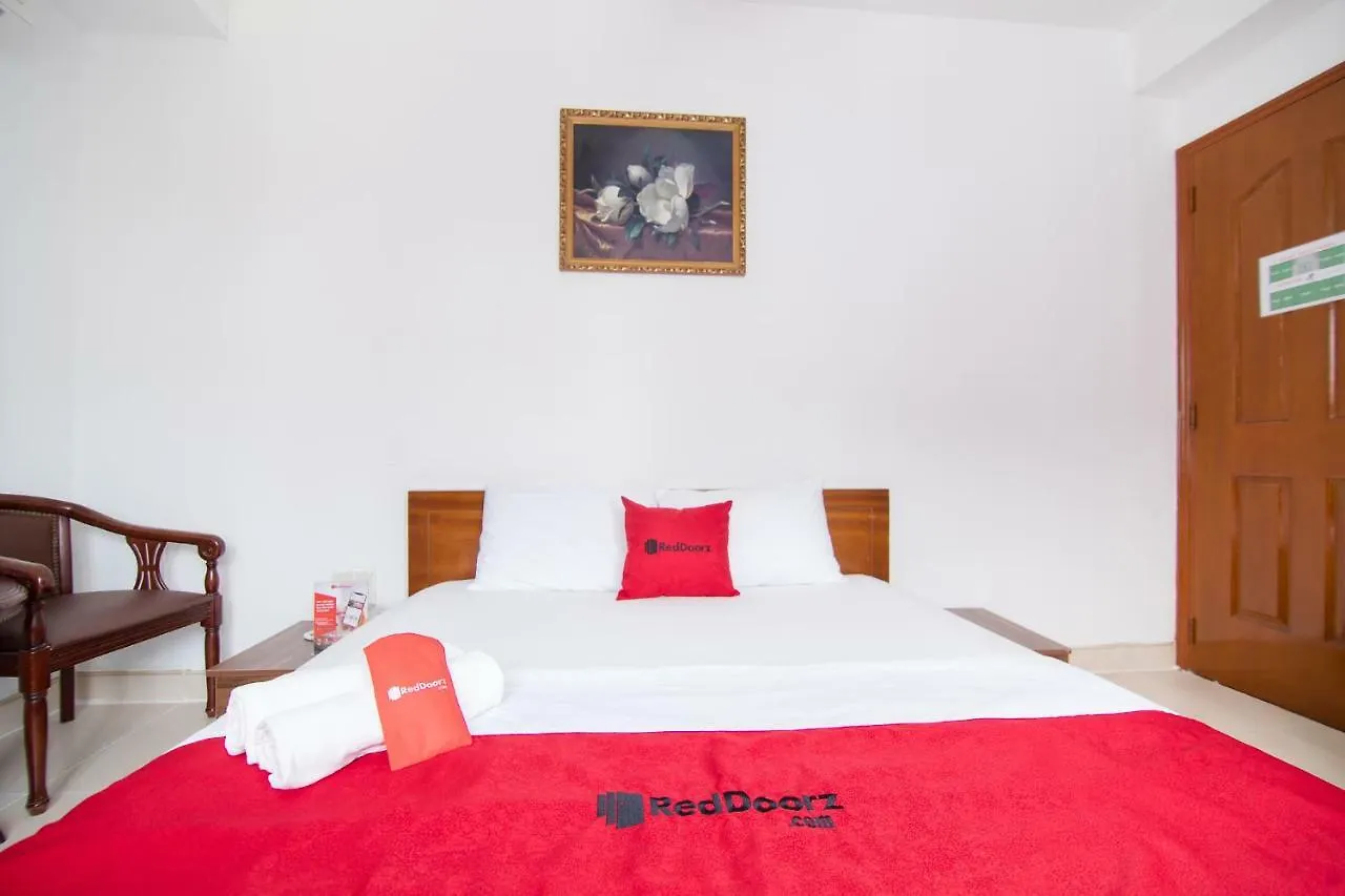 Hotel Reddoorz Plus Near Thao Dien Ho Chi Minh City