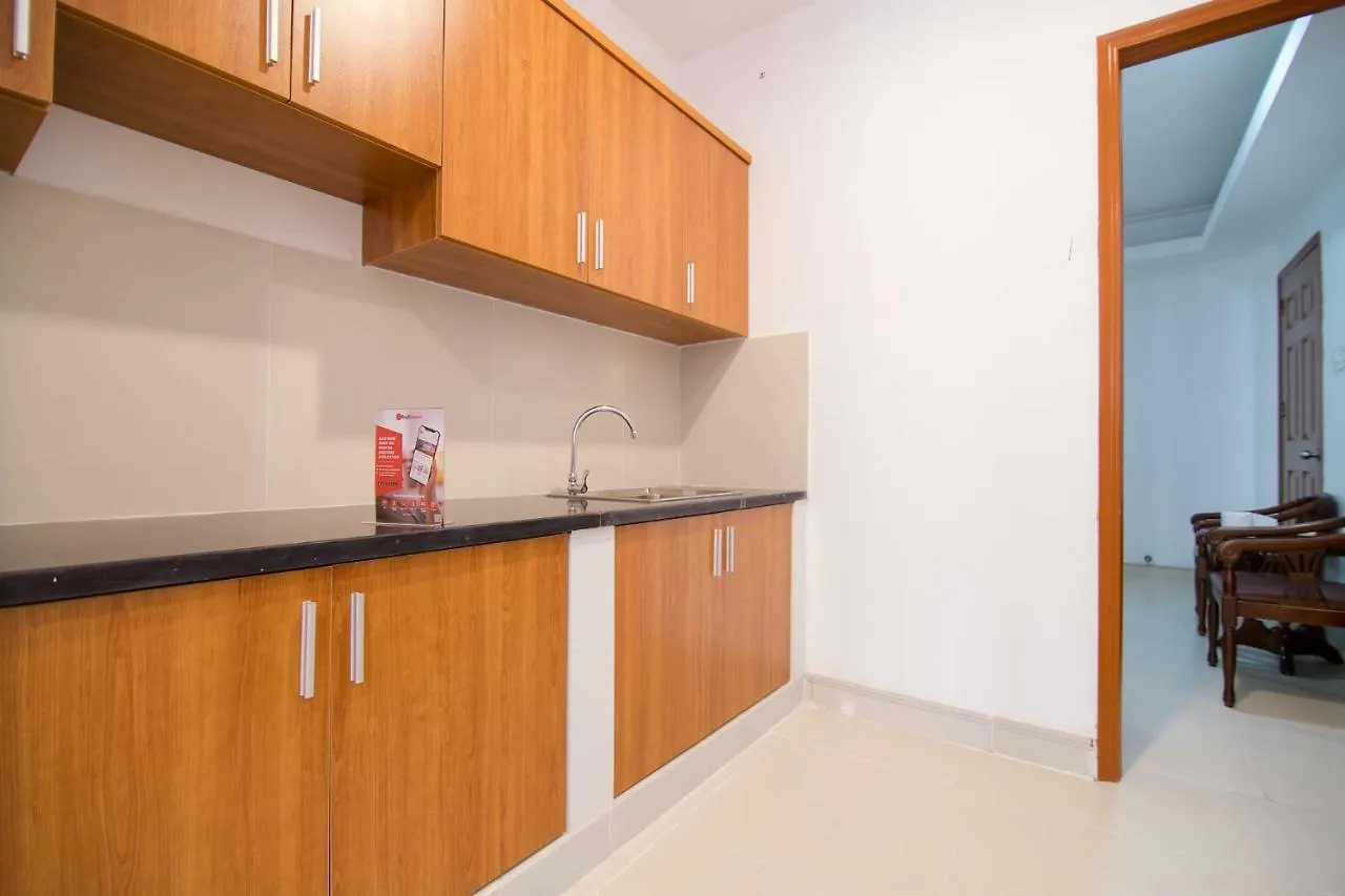 Reddoorz Plus Near Thao Dien Ho Chi Minh City 3*,